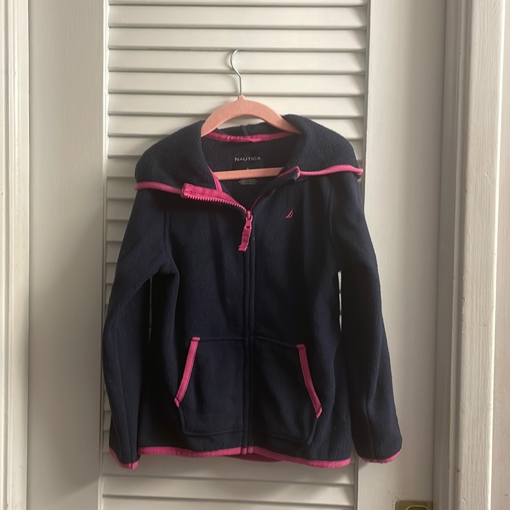 Nautica Youth 6 Navy Zip up fleece hoodie w/pink trim/piping. LIKE NEW!